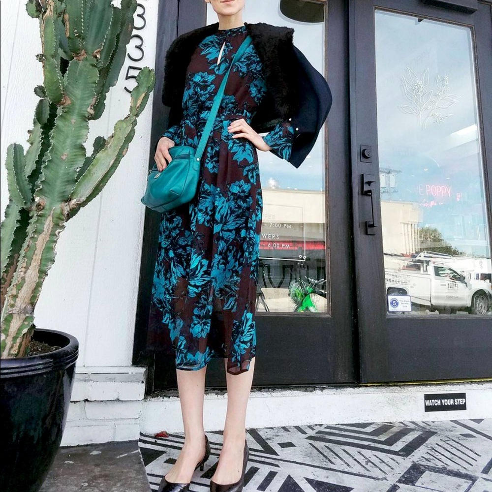 Dress. Dark Brown and turquoise